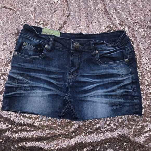 MACHINE JEANS MINI SKIRT SZ 28 M - Picture 2 of 3